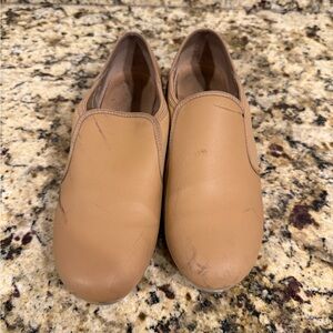 Tan tap shoes